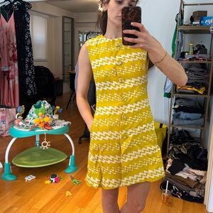 True Vintage 1960s Mod Shift Dress Yellow Graphic Linen A-Line Pockets Jackie O